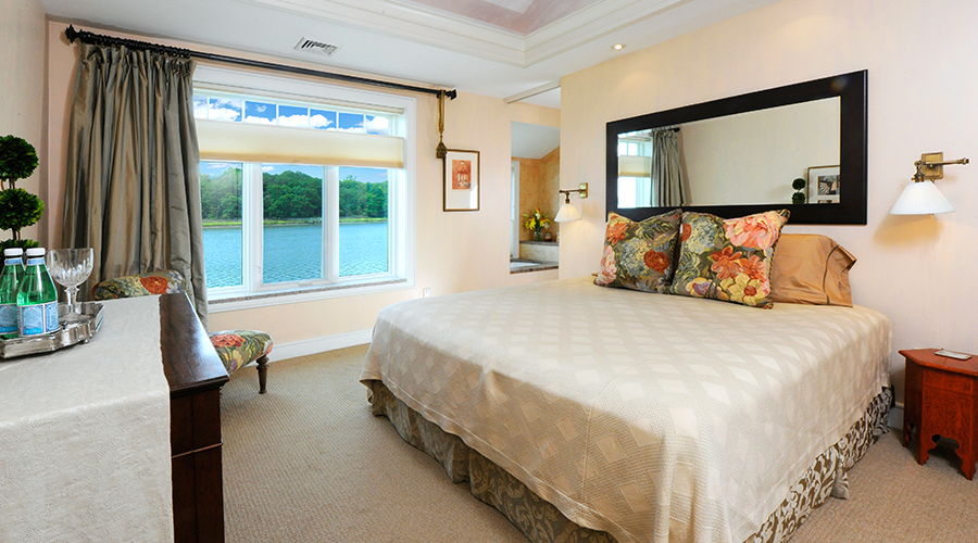 Thimble Islands Bed & Breakfast Egret Room
